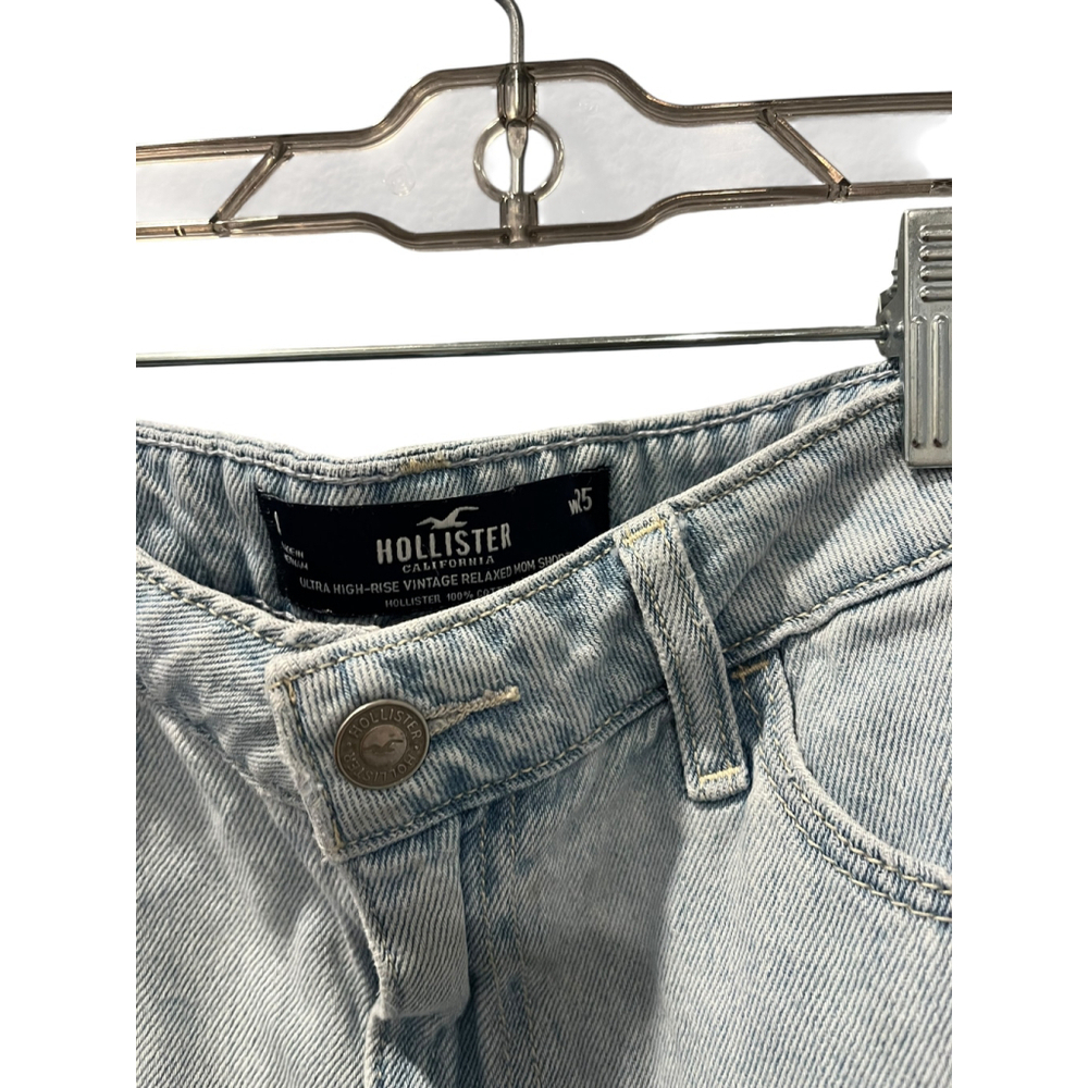 Hollister Ultra High Rise Vintage Relaxed Mom Shorts Size 1 Waist 25" Light Wash - Picture 2 of 5